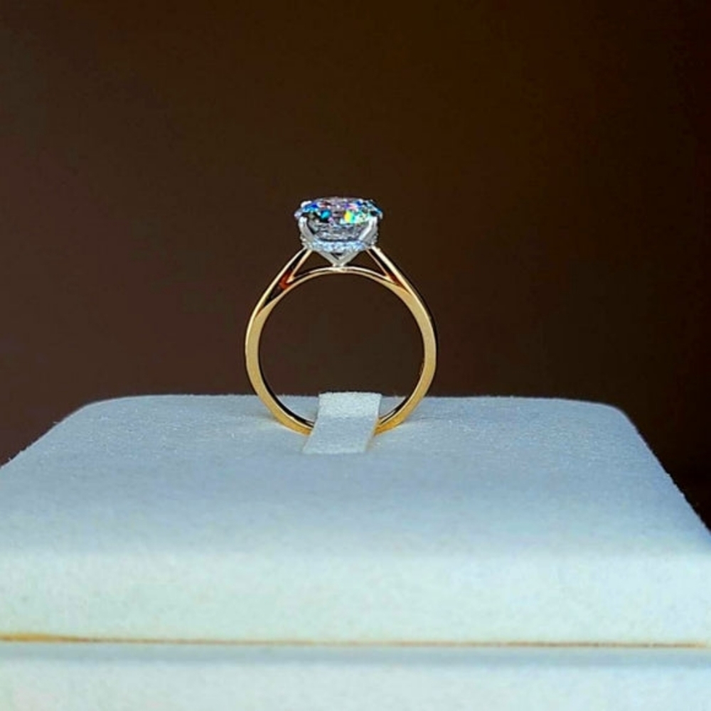 Solid 14k gold 2.63ct lab diamond ring (2-tine)